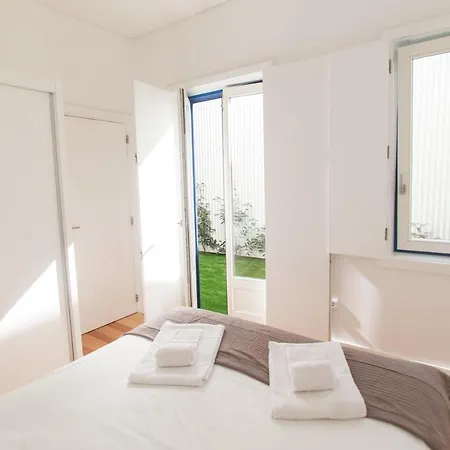 Janelas De Sao Bento 3 By Hosts Appartement Porto