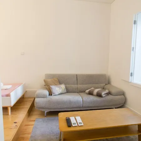 Apartment Janelas De Sao Bento 3 By Hosts