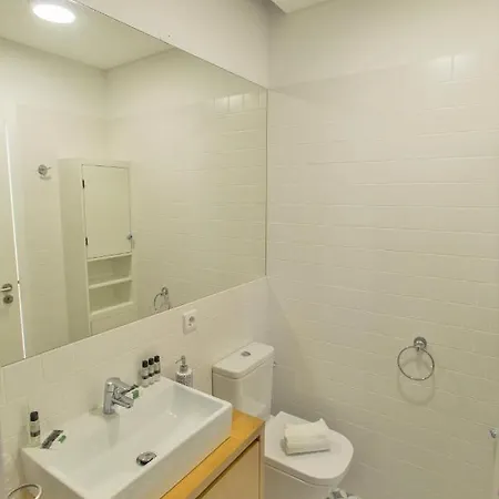 Apartment Janelas De Sao Bento 3 By Hosts *